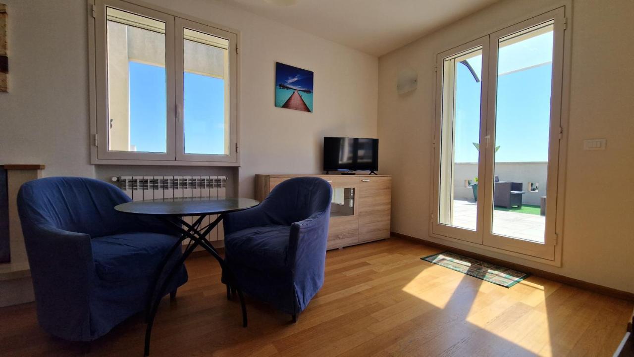 "Elle Home" Attico Panoramico Lecce Kültér fotó